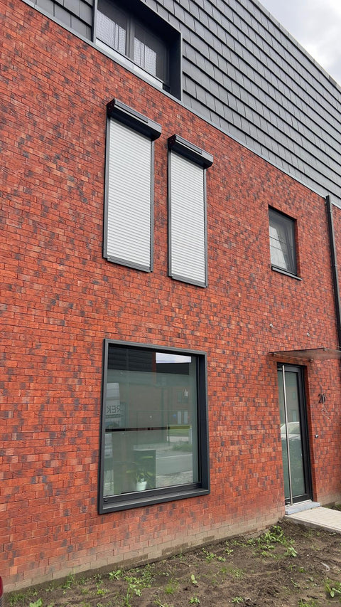 Voorzetrolluik zonne-energie - NU 100 EUR korting per 2 rolluiken!