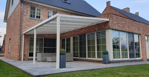 Terrasoverkapping met schuin dak