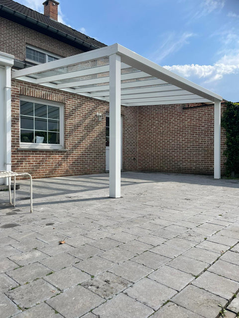 Terrasoverkapping met schuin dak