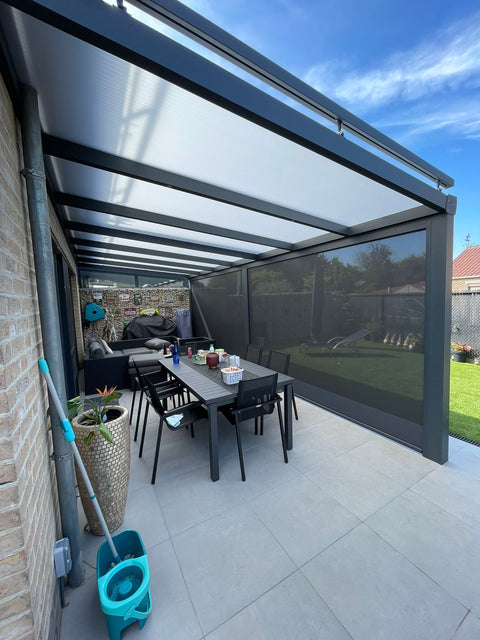 Terrasoverkapping met schuin dak