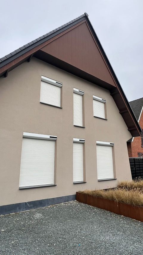 Voorzetrolluik zonne-energie - Tijdelijke en uitzonderlijke Batibouwkorting!